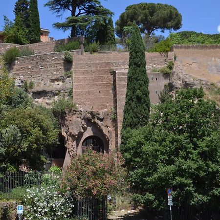 Colosseum Relax Family Apartament Rome Extérieur photo